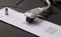 Делаем звук лучше: как настроить тонарм на виниловом проигрывателе